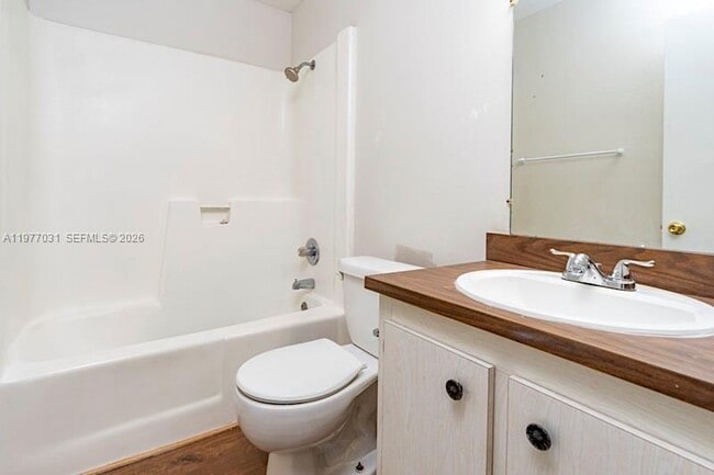 Building Photo - 5192 NE 6th Ave