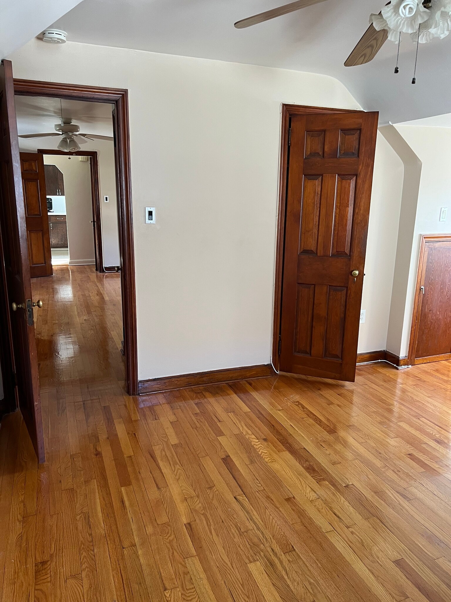 Bedroom - 156 Maple St