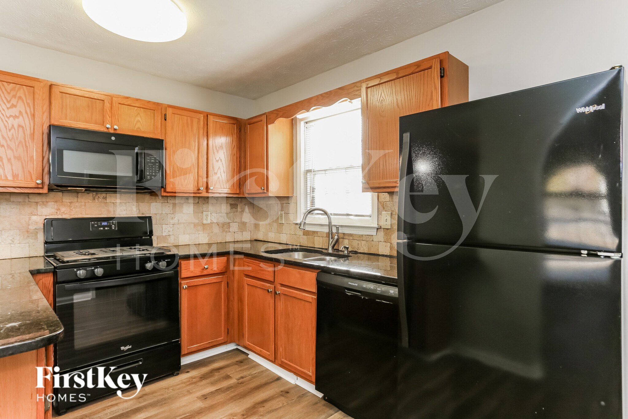 Building Photo - 45 Water Way Trail