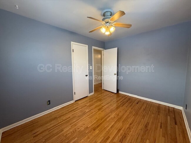 Building Photo - 838 Whitlock Ave