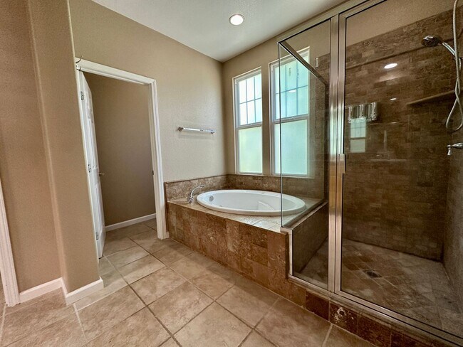 Building Photo - LUXURY RESIDENCE IN RIVERMARK DETACHED SINGLE-FAMILY HOME | THE GLEN PLAN II