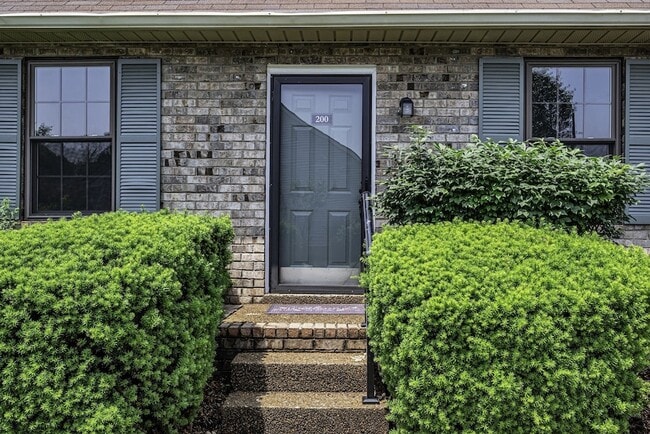 Building Photo - 200 Deerpoint Ct