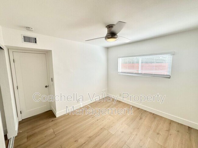 Building Photo - 73525 Shadow Mountain Dr