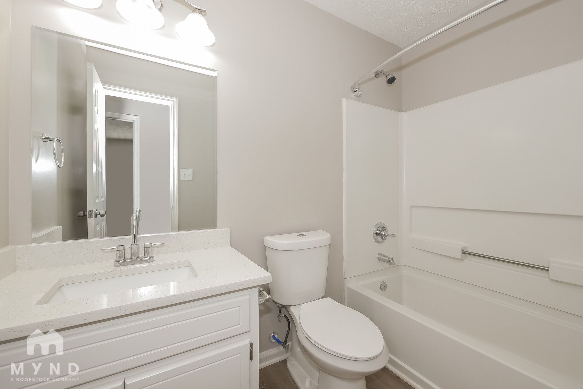 Building Photo - 370 Cornwallis Way