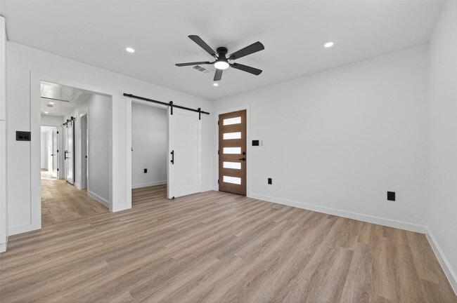 Building Photo - 6621 Jason St