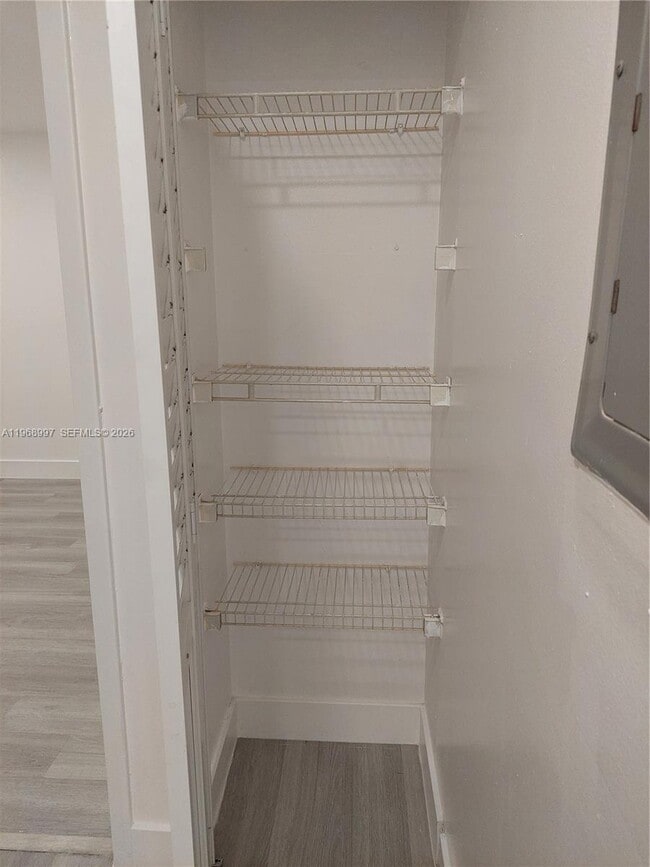 Building Photo - 2319 Johnson St