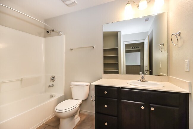 Building Photo - 2602 Ski Lodge Dr