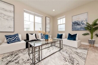 Building Photo - 158 Scale