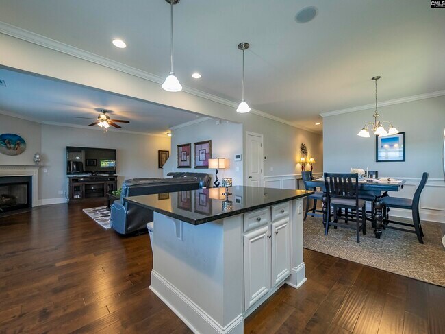 Building Photo - 357 Cabana Wy