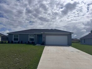 Building Photo - 12849 SW 73rd Ave Rd