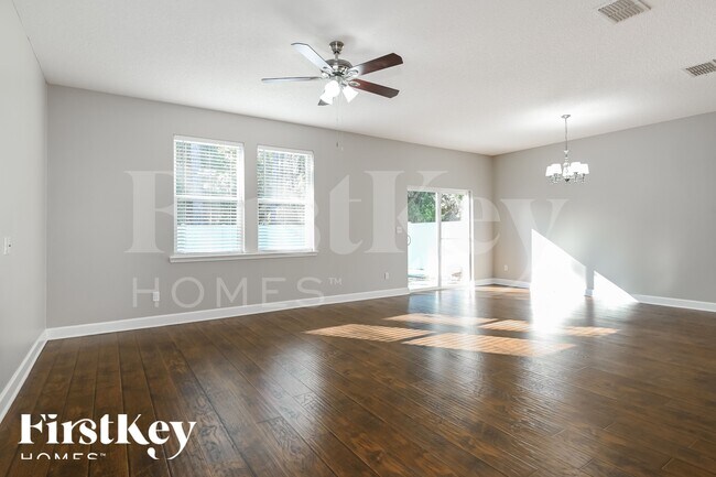 Building Photo - 13710 Goodson Pl