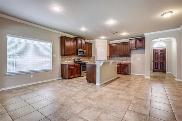 Building Photo - 5901 Longmont Dr