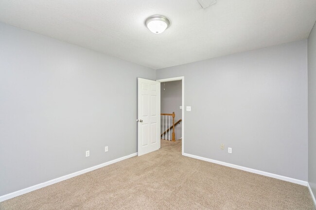 Building Photo - 2761 Dee Peppers Dr