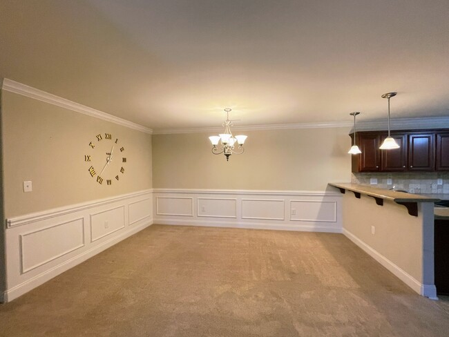 Building Photo - 57 NW Moore Farm Cir