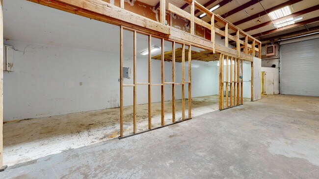 Building Photo - 6200 Stainless Way