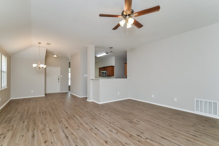 Building Photo - 1708 Morning Dove Dr