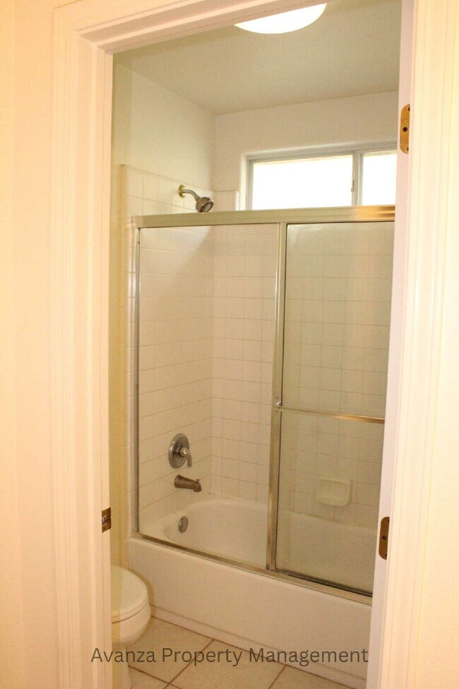 Building Photo - Home for Rent