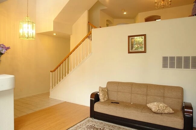 Building Photo - 455 Mill River Ln