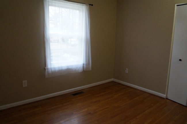 Building Photo - 2504 Bristol Cir