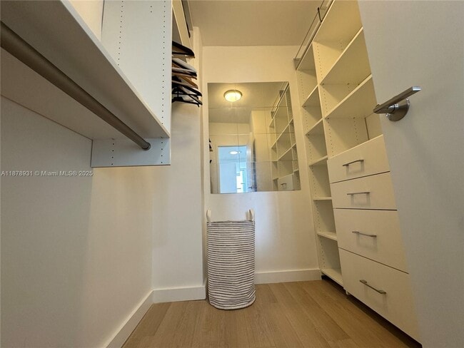 Building Photo - 5161 Collins Ave