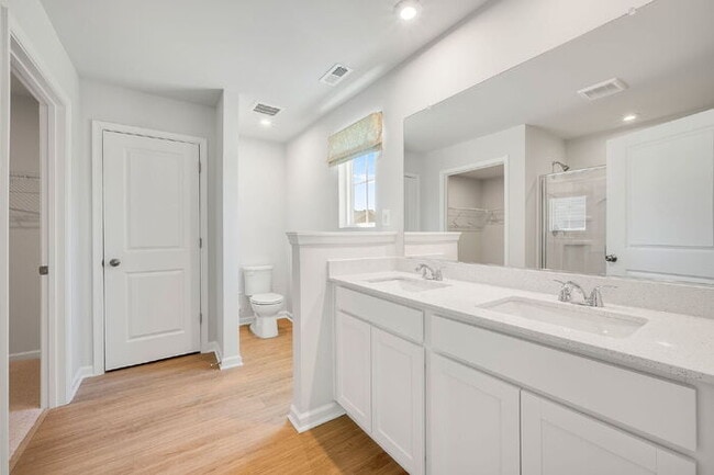 Building Photo - 3 Bedroom Single-Family Home with 2-Car Garage in Glen Allen (23060) – $2,650/mo