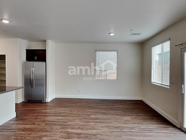 Building Photo - 81 Foxridge Swings Ln