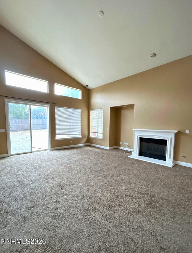 Building Photo - 635 Ubaldo Ct