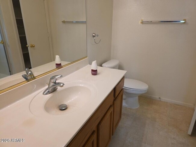 Building Photo - 16536 W Moreland St