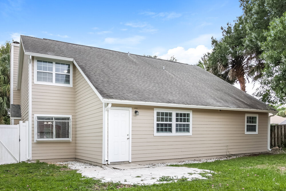 Building Photo - 104 1st St Ct