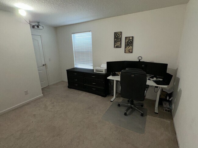 Building Photo - 7114 Brown Pelican Ct