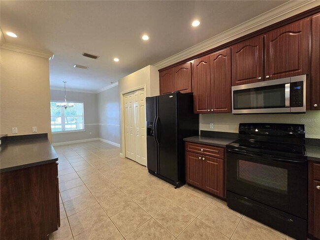 Building Photo - 1720 Saddlewood Dr