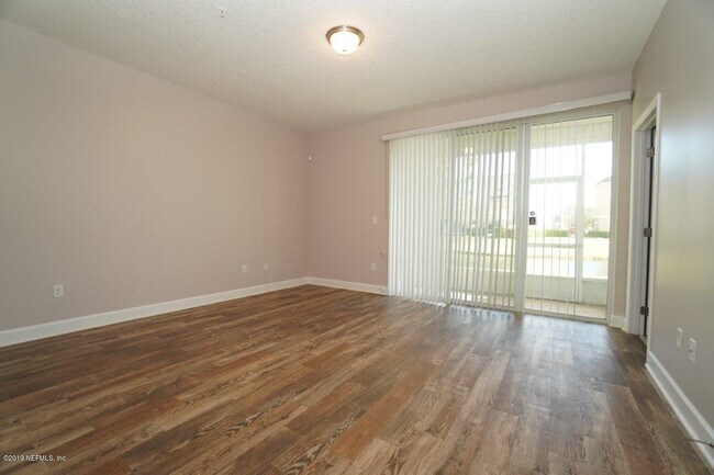 Building Photo - 4314 Ellipse Dr