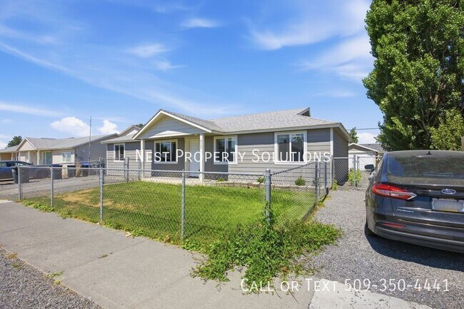 Building Photo - 912 S Alderwood Dr