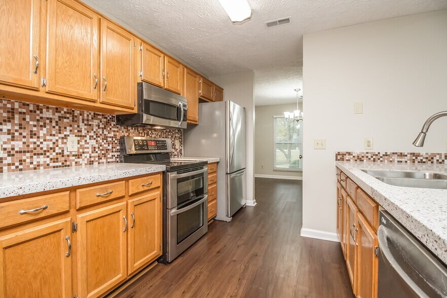 Building Photo - 2123 Rocky Fork Rd