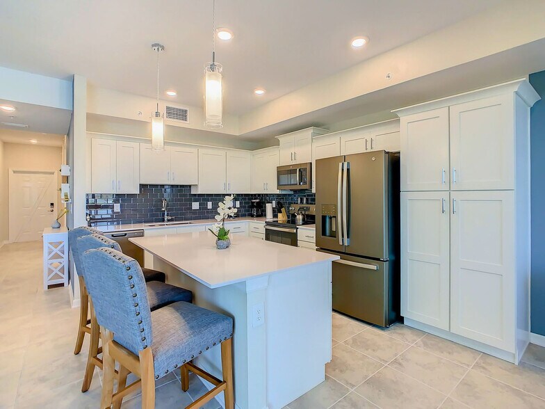 Building Photo - 3151 Paradox Cir