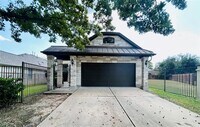 Building Photo - 2501 Farleigh Ln