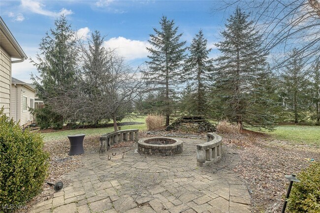Building Photo - 6470 Aberdeen Ln