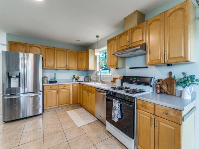 Building Photo - 1705 Adriane Dr