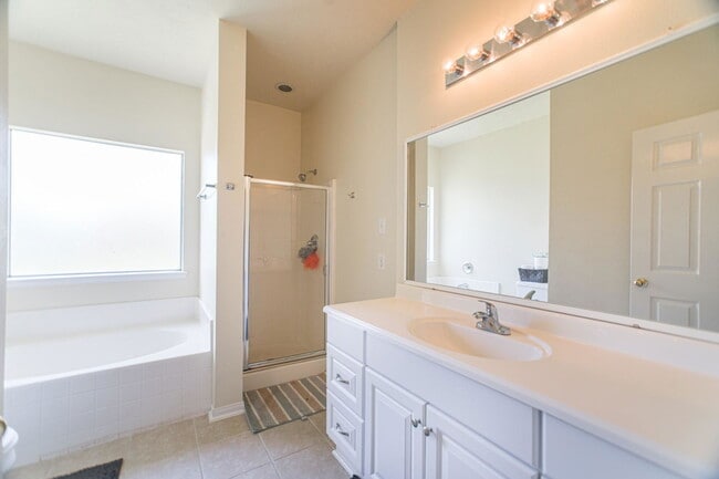 Building Photo - 1111 Turnberry Park Ln