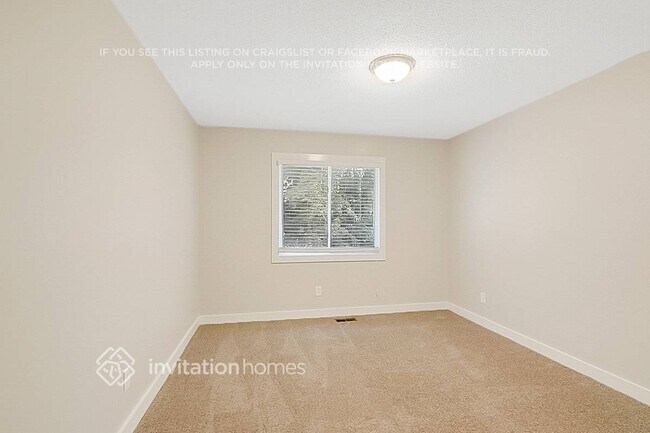 Building Photo - 911 Buckingham Rd