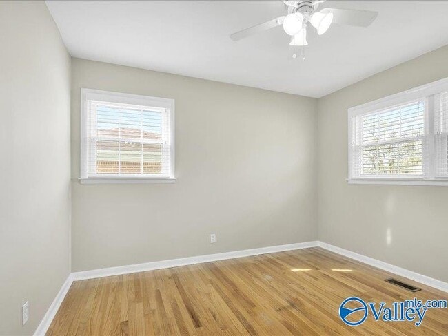 Building Photo - 315 Jack Coleman Dr NW
