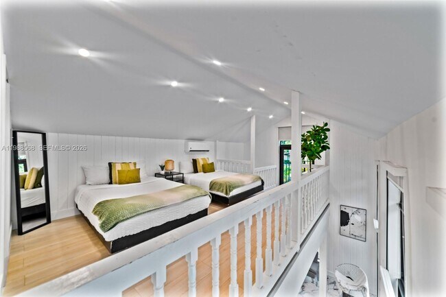 Building Photo - 1730 NE 137th Terrace