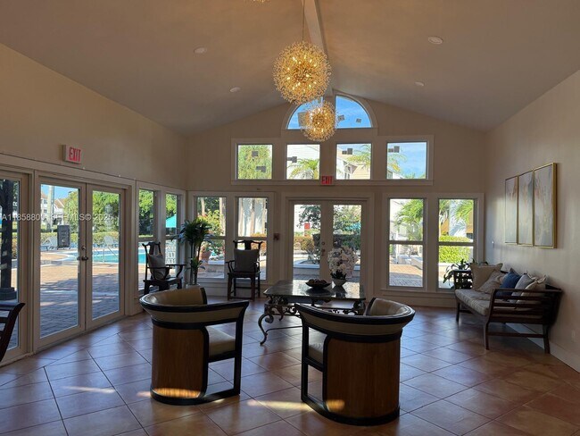 Building Photo - 2319 N Congress Ave