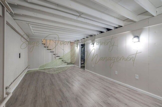 Building Photo - UNIQUE UPDATES!!!