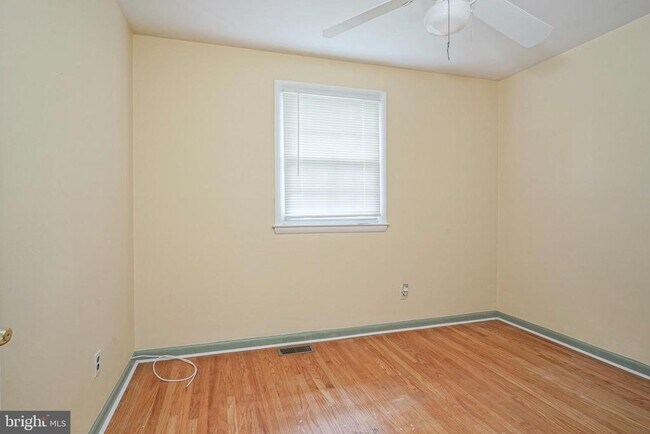 Building Photo - 308 Valley Run Dr