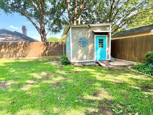Building Photo - 1328 Kings Row