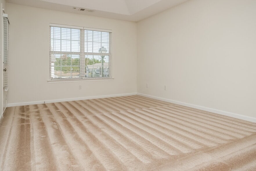 Building Photo - 1752 Old Dogwood