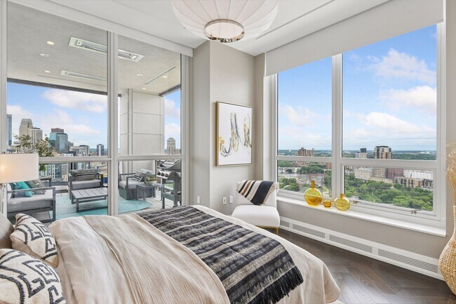 Building Photo - 1111 W River Pkwy