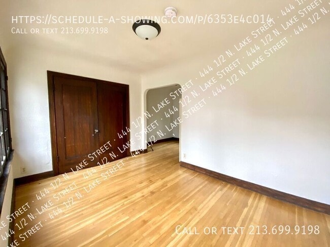 Building Photo - 444 1/2 N. Lake Street-