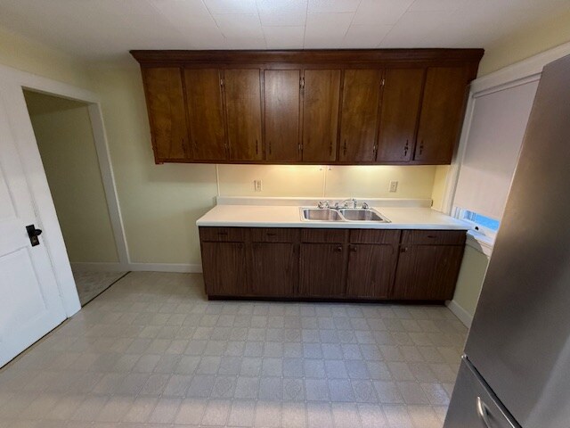 Building Photo - 3456 Main St